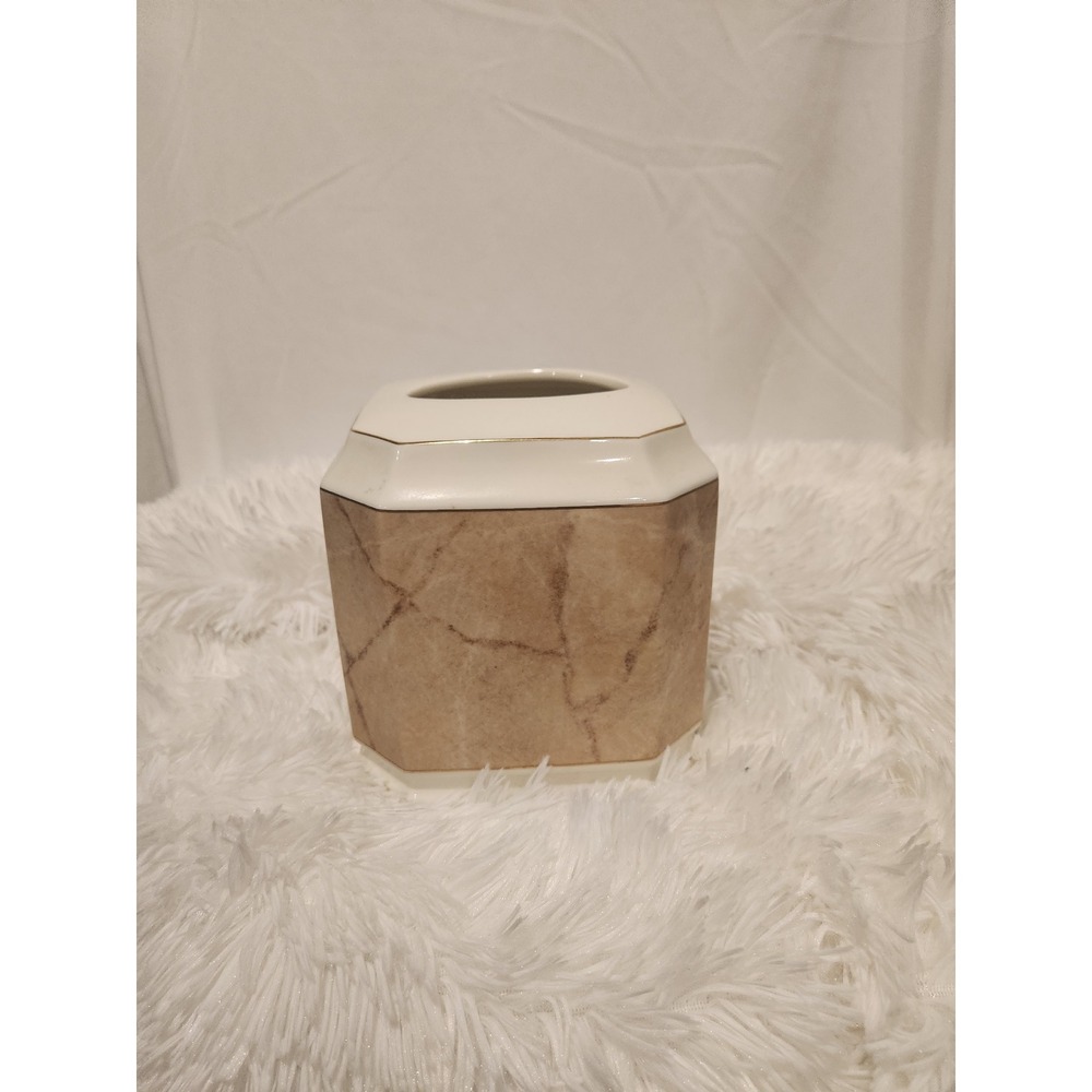 Croscill Home Carrara Porcelain Tissue Box Cover Beige Marble Gold CPTC 0640